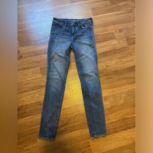 American Eagle “super stretch x” hi-rise jeggings size 8